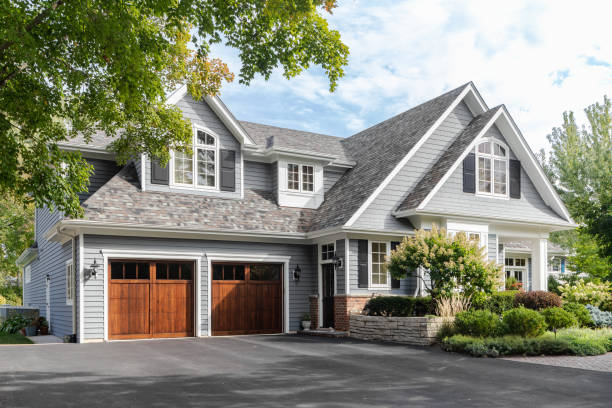 Best Roof Moss and Algae Removal  in Merrillville, IN